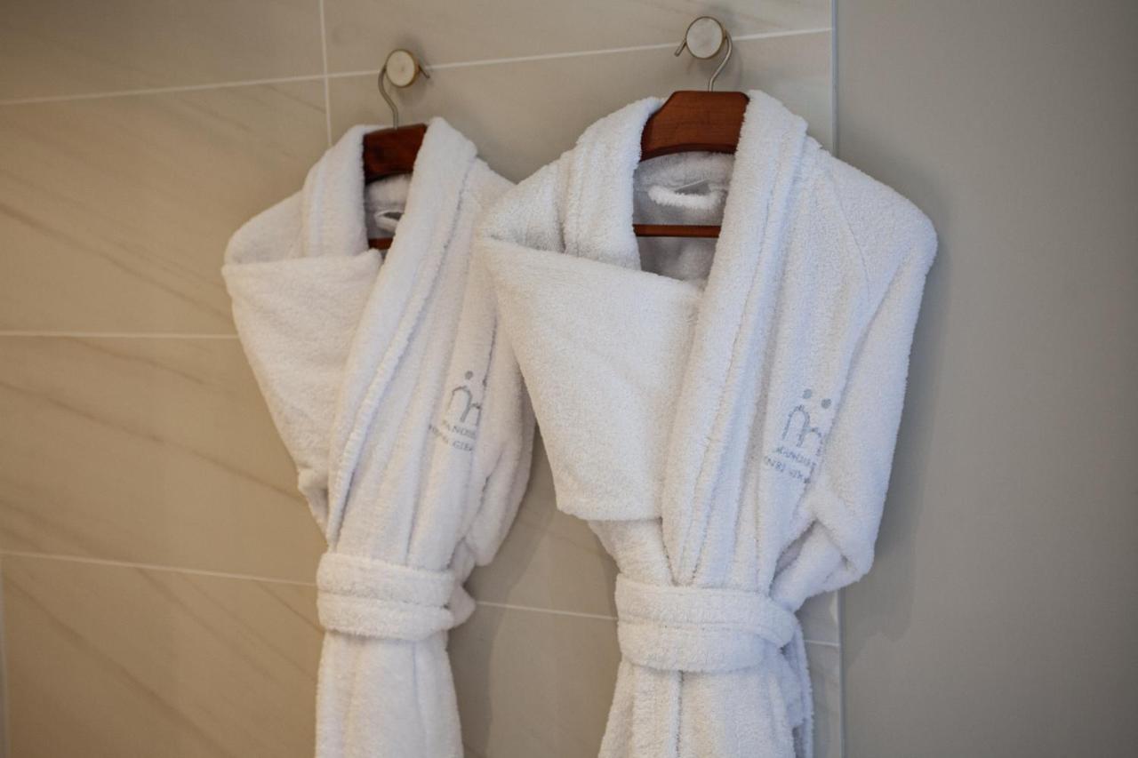 Manoir Henri Giraud & Spa เอ-แชมเปญ ภายนอก รูปภาพ